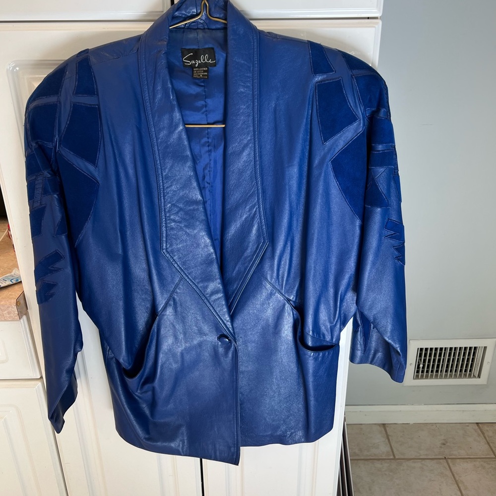 Leather Jacket size small nice leather with suede application